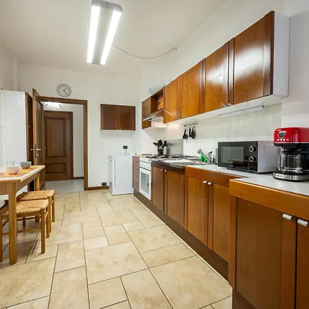 Apartment Two Bedroom With Garage - Larihome A56 Dongo