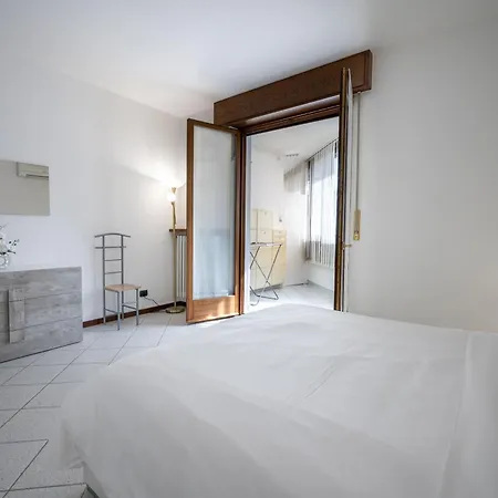 Two Bedroom With Garage - Larihome A56 Apartment Dongo