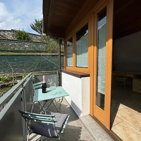 Two Bedroom With Garage - Larihome A56 Apartment *