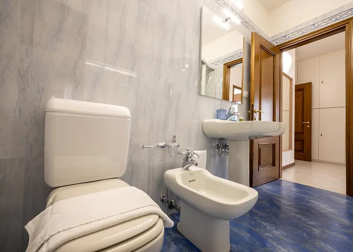 Appartamento Two Bedroom With Garage - Larihome A56 Dongo