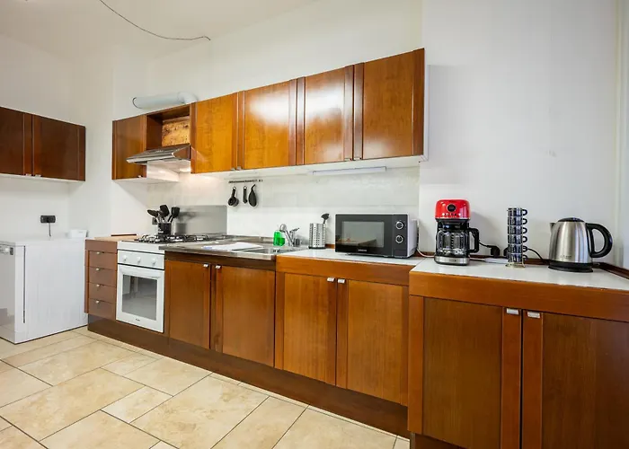 Appartamento Two Bedroom With Garage - Larihome A56 Dongo